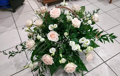 Kwiaciarnia TULIPAN Majdanek - kwiaty, wieńce pogrzebowe, wiązanki na cmentarz, stroiki, znicze i wkłady